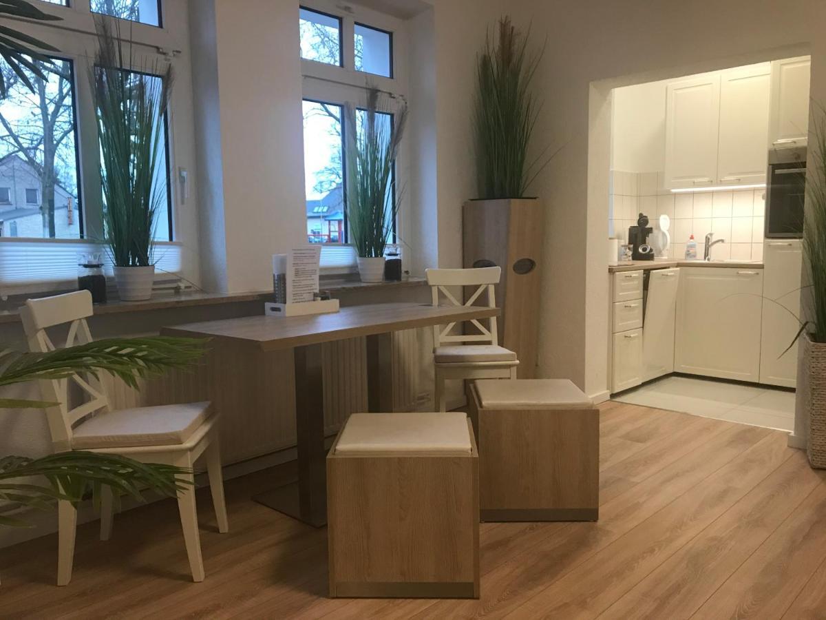 Ferienwohnungen Springer In Schoenefeld Ot Grossziethen Div Apartments Fuer Bis Zu 6 Personen المظهر الخارجي الصورة
