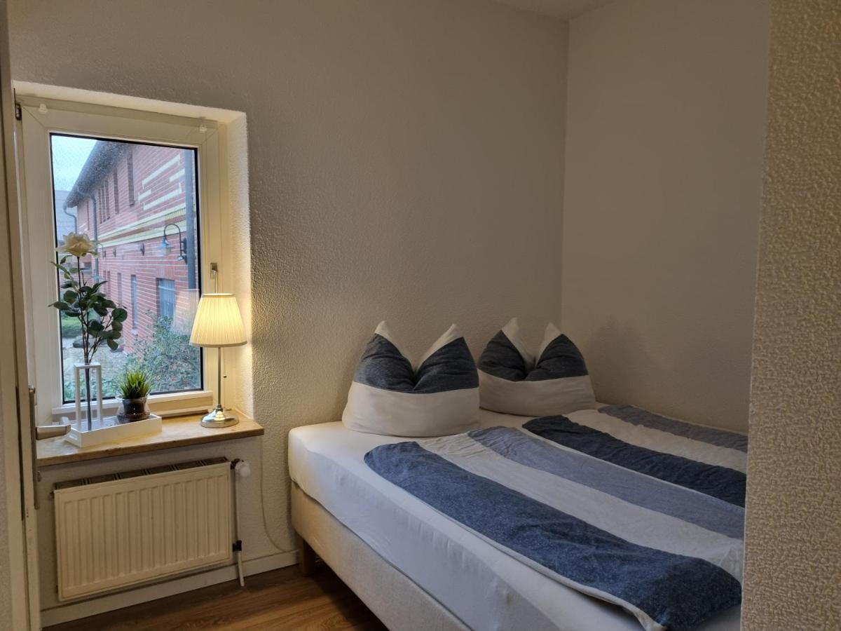 Ferienwohnungen Springer In Schoenefeld Ot Grossziethen Div Apartments Fuer Bis Zu 6 Personen المظهر الخارجي الصورة
