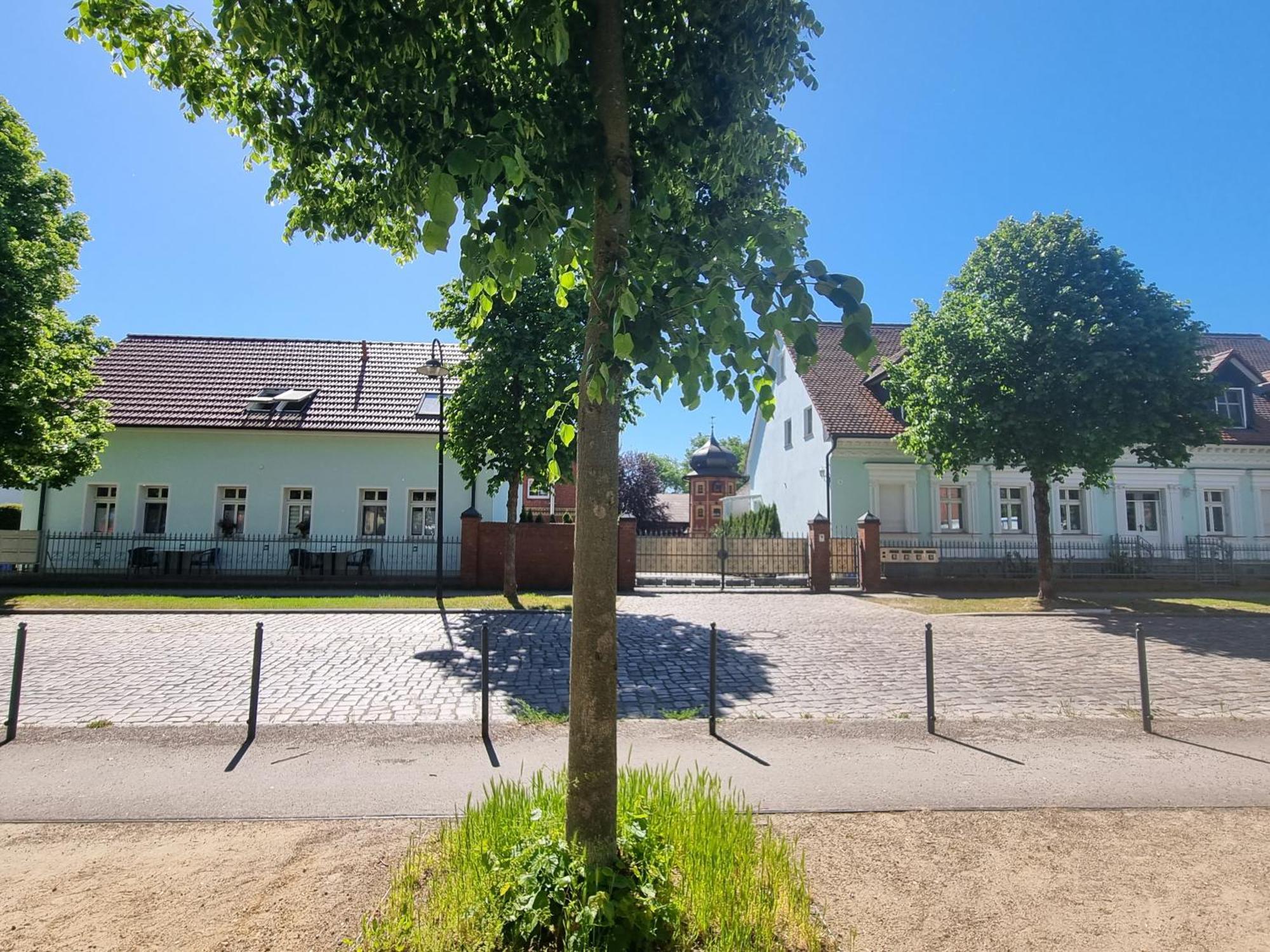 Ferienwohnungen Springer In Schoenefeld Ot Grossziethen Div Apartments Fuer Bis Zu 6 Personen المظهر الخارجي الصورة